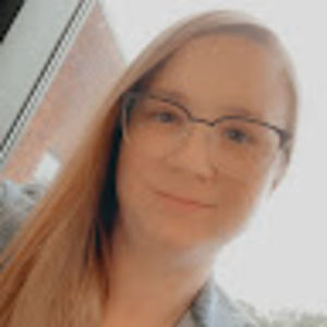 Meet your Posher, Amy l.